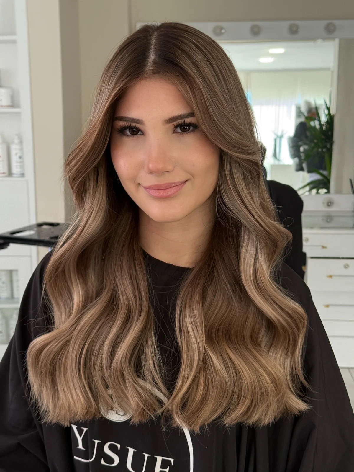 Dimensional balayage highlights Alanya